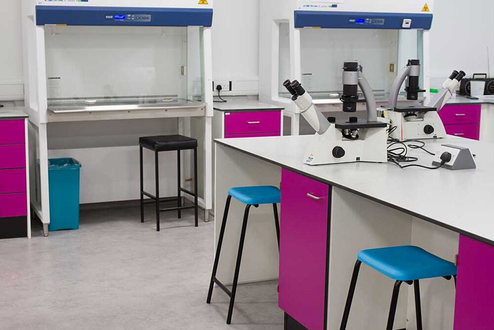 Science-laboratory-furniture-07