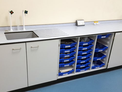 Balcarras School Science Lab Furniture with Perimeter Benching