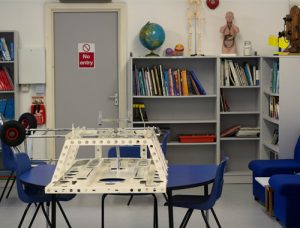 the-ryleys-school-science-lab-refurbishment-with-breakout-space