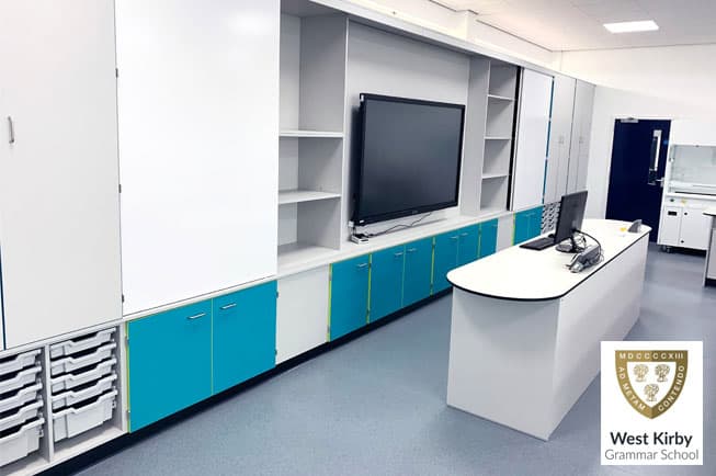 West Kirby School teaching wall with turquiose contrast doors and modular storage