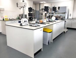 klick furniture for laboratory use