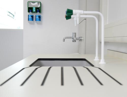 trespa worktop and lab taps for discovery park lab