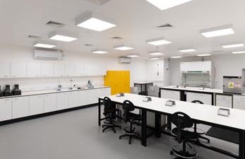 laboratory fit out by klick